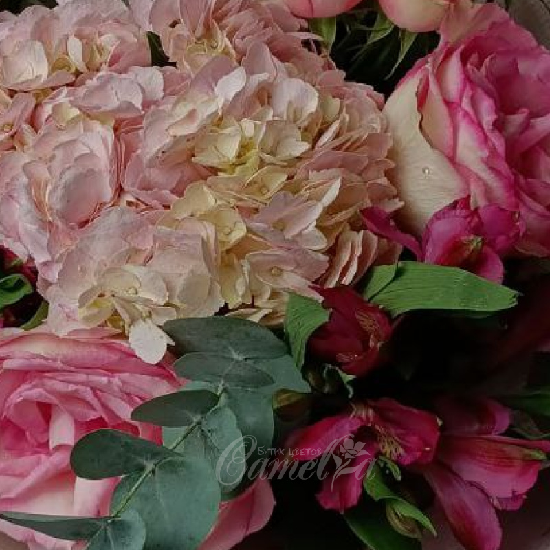 Букет «Пурпурная нежность» 1